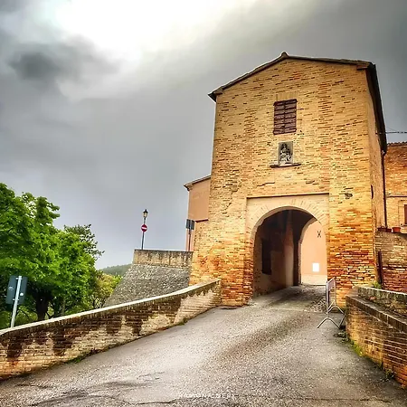 La Loggia Dei Fabbri - Montefabbri Monte Fabbri