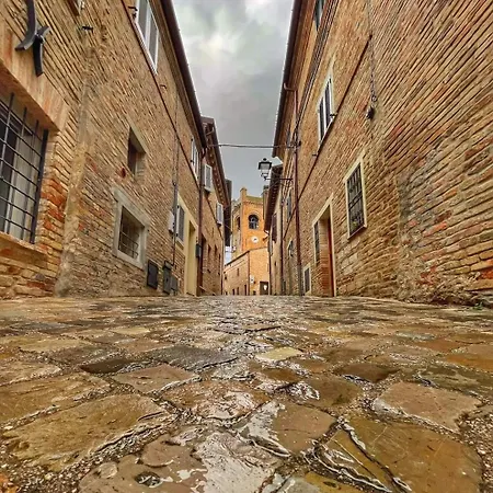 La Loggia Dei Fabbri - Montefabbri アパート