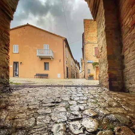 La Loggia Dei Fabbri - Montefabbri *